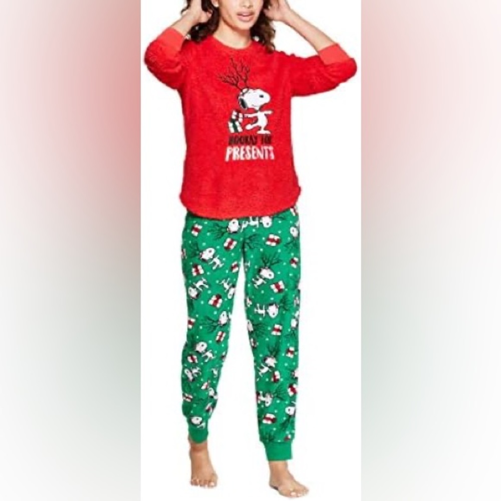 🎄🎅🏼Peanuts Pajama Set🎄🎅🏼